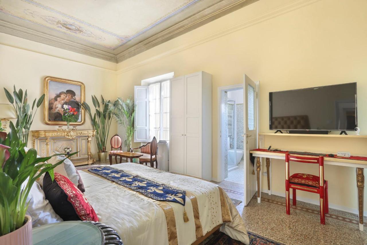 Lullaby Suite Near Palazzo Vecchio And Piazza Signoria -Hosted By Sweetstay フィレンツェ エクステリア 写真